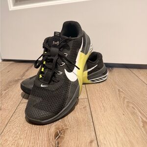 Nike Metcon 7 Black and Yellow Athletic Sneakers